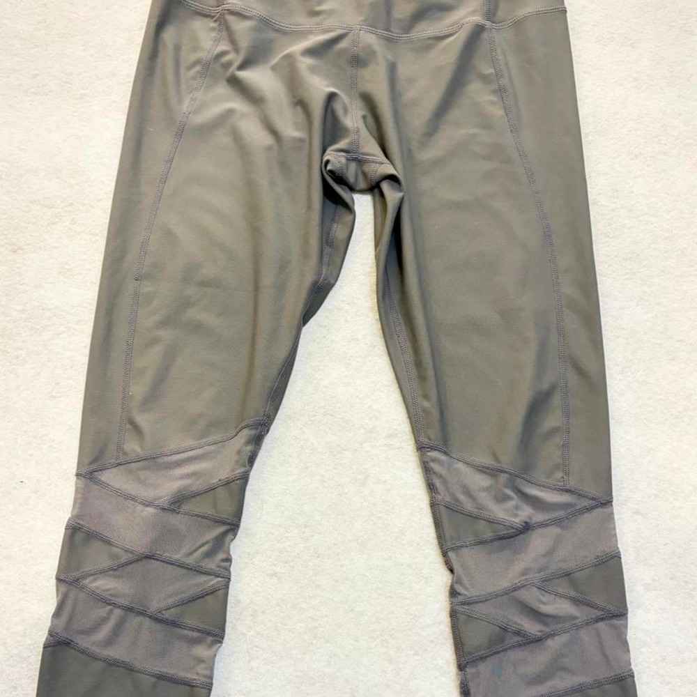 Apana Gray Leggings Size Medium